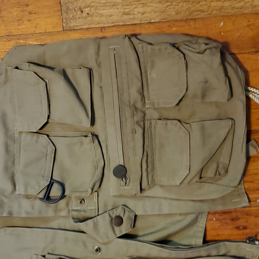 Vintage Abu Garcia Fly Fishing vest - Picture 5 of 11